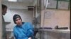 آرش صادقی «ظرف یک روز سه بار به بهداری زندان اوین منتقل شده است»