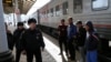Polițiști ruși în anchetă după expozia din metrou, martie 2017