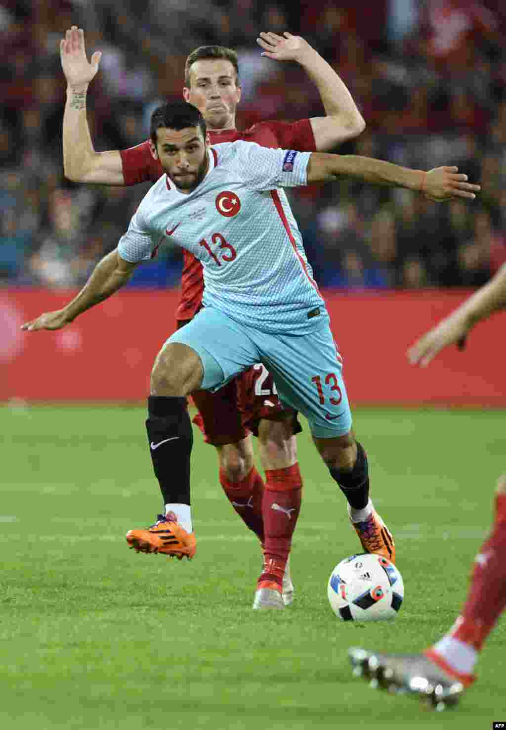 ترکیه در نهایت یک پیروزی به دست آورد و امیدوار شد.