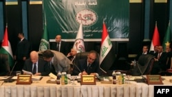 اجتماع وزارء المال والاقتصاد العرب في قمة بغداد