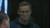 grab Aleksei Navalny