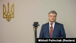 Петро Порошенко свідчить у справі про державну зраду Віктора Януковича. Київ, 21 лютого 2018 року