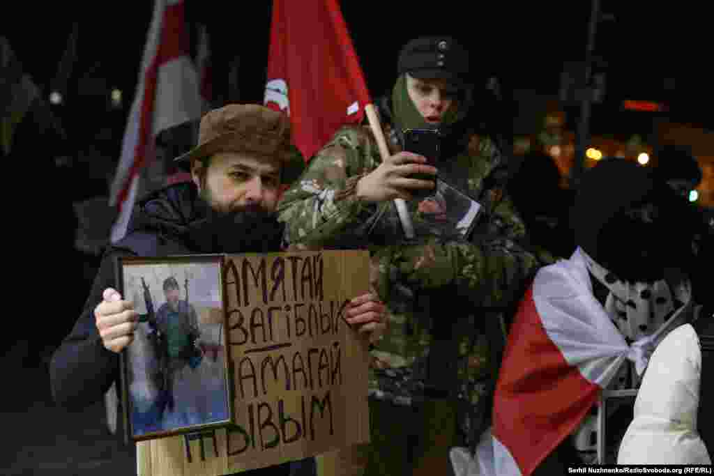 26 січня, полк імені Кастуся Калиновського повідомив про загибель рівно рік тому на Запорізькому напрямку трьох білорусів. Раніше ця інформація не подавалася офіційно