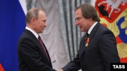 Путин и Ролдугин