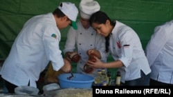 Lagman-ul - o delicatesă uzbecă la Chişinău