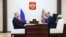 Президент России Владимир Путин встречается с главой Коммунистической партии Геннадием Зюгановым