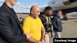 تصویری که حساب وزارت دادگستری آمریکا در شبکه ایکس از رضا دیندار منتشر کرده است