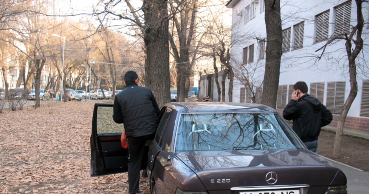 Менің етеккірім жыныстық қатынас кезінде басталды. Қарау.