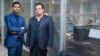 سجاد شهیدیان (سمت چپ)‌ در کنار وحید والی، دو مدیر شرکت «پرداخت ۲۴»، به نقض تحریم‌های آمریکا متهم شده‌اند
