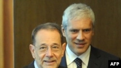 EU foreign policy chief Javier Solana (left) and Serbian President Boris Tadic meet in Belgrade on July 13.