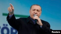Президент Турции Реджеп Тайип Эрдоган. Ризе, 3 апреля 2017 года.
