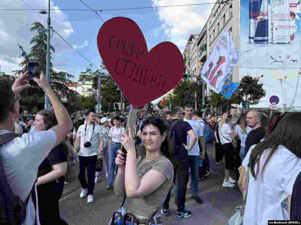 Okupljeni studenti na Slaviji.