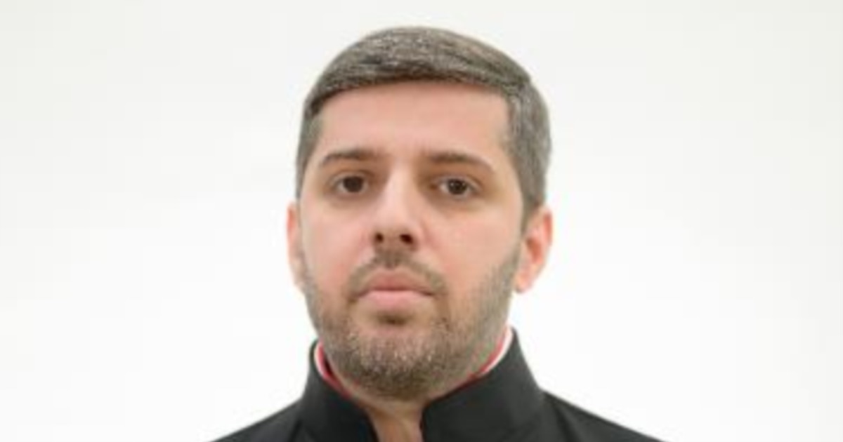 მოსამართლე ცეკვავამ ღამის 02:00 საათზე გამოაცხადა გადაწყვეტილება „უხამსი პლაკატების“ საქმეზე