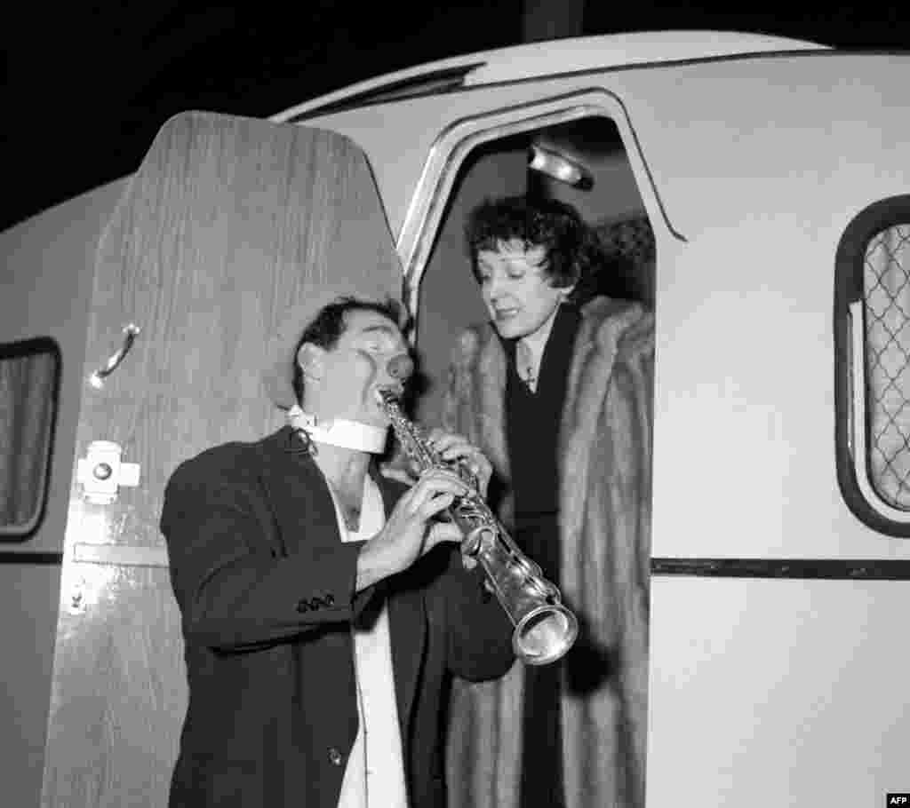 Клоун Ахилл Заватта и Эдит Пиаф, Париж, 1963 г.