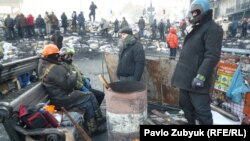 Pamje nga demonstratat në Kiev të Ukrainës
