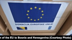 Paketi sa vrijednom zaštitnom opremom za potrebe Zavoda za javno zdravstvo Unsko-sanskog kantona, Bihać (26. januar)