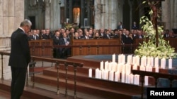 Экуменическая траурная служба в память о 150 погибших в крушении самолета Germanwings. Кельн, 17 апреля 2015 года.
