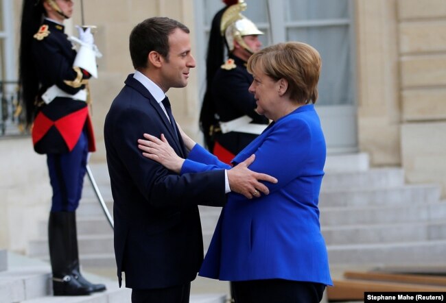 Presidenti Macron dhe kancelarja Merkel