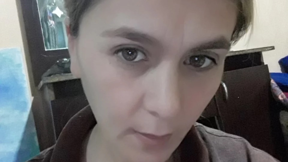 Женщина, которую в ОМВД заставили раздеться догола, попросила убежище в  России