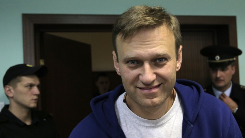 В России на акциях в поддержку Навального начались задержания