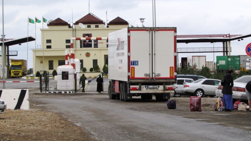 Türkmen-gazak serhedinde ýolagçylaryň gatnawy çäklendirildi