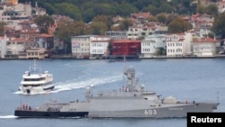 The Serpukhov sails in the Bosphorus, on its way to the Mediterranean, in 2016.