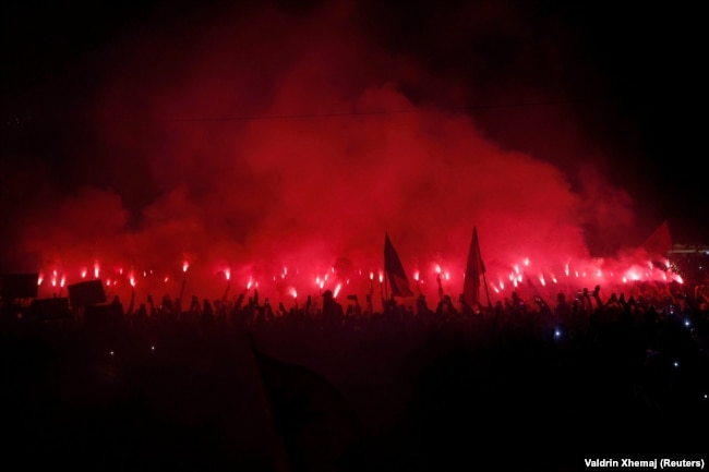 Foto nga protesta e përnatshme në Prishtinë, më 20 shtator 2026.