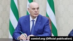 აფხაზეთის დე ფაქტო პრეზიდენტი ასლან ბჟანია