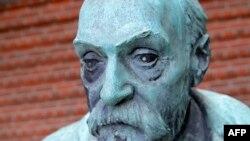 Скульптурная выява Альфрэда Нобэля