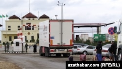 Türkmen-özbek serhedi.