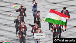 Таджикские спортсмены в Токио. Фото с сайта Национального олимпийского комитета