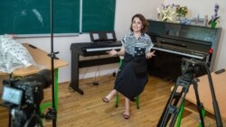 Эльзара Баталова, лектор онлайн-курса о музыке и песне