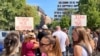Protest podrške u Beogradu "Svi smo mi Nikolina" studentkinji Nikolini Sinđelić posle njenih izjava o policijskom nasilju i pretnje silovanjem, 19. avgusta 2025.