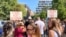 Protest podrške u Beogradu "Svi smo mi Nikolina" studentkinji Nikolini Sinđelić posle njenih izjava o policijskom nasilju i pretnje silovanjem, 19. avgusta 2025.