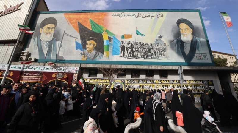 Protestat dhe kërcënimet nga SHBA-ja shpërfaqin kufijtë në raportin Kinë-Iran