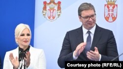 Aleksandar Vučić, predsednik Srbije, i Zorana Mihalović, odlazeća ministarka, prilikom obeležavanja početka radova na putu Lajkovac-Iverak (centralna Srbija) 17. juna 2020. 