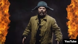 Сергей Файфура в роли «ватника» в клипе на песню «Бандера»