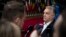 Orbán Viktor miniszterelnök az Európai Unió rendkívüli csúcstalálkozója után, 2025. március 6-án Brüsszelben
