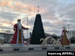 Вид на площадь Ленина в Симферополе на утро 19 декабря 2025 года.