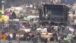 На Евромайдане монтируют новую сцену