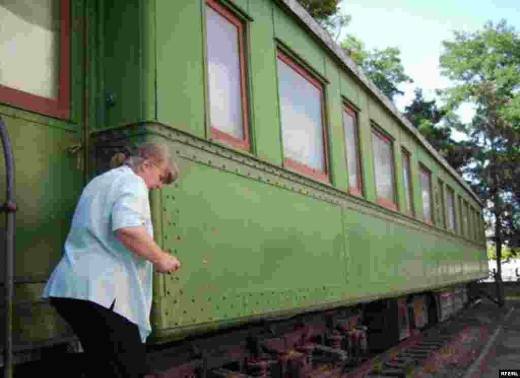 Stalin's Birthplace - Stalin's private train carriage.