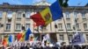 Iunie 2021: proteste la CEC după ce s-a anunțat că nu vor fi deschide decât 139 de secții de votare peste hotare pentru alegerile anticipate din 11 iulie, Chișinău, 7 iunie 2021.