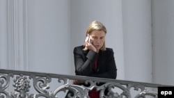 Avropa İttifaqının xarici işlər komissarı Federica Mogherini də həftəsonunu Vyana otelində keçirir.