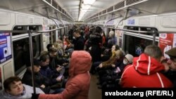 Метро в Мінську в час пандемії, 2 квітня 2020 року