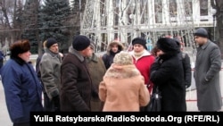 Пікет пацієнтів 7-ї міської лікарні під ялинкою, Дніпропетровськ, 21 грудня 2012 року