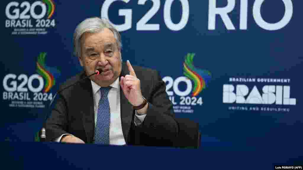 António Guterres, az ENSZ főtitkára a G20-ak csúcstalálkozóját megelőző sajtótájékoztatón a brazíliai Rio de Janeiróban.&nbsp;A G20-ak soros elnökségének részeként Brazília ad otthont a kétnapos &ndash; november 18-án és 19-én zajló &ndash; csúcstalálkozónak. A világ húsz legnagyobb gazdaságát tömörítő csoport, amely a globális GDP 85 százalékát adja, a legégetőbb gazdasági, politikai, társadalmi és globális kihívásokat vitatja meg