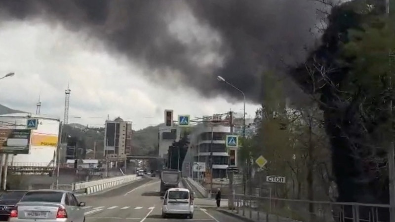 У Туапсе затримали журналістку, яка готувала репортаж про екологічні наслідки ударів по НПЗ