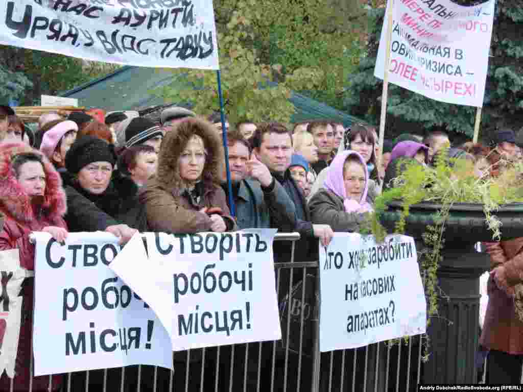 Приватні підприємці у четвер протестували біля будівлі Верховної Ради України проти нового проекту Податкового кодексу Photo by Andriy Dubchak