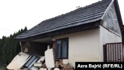 Jedna od kuća u Kostajnici nakon zemljotresa 30. 12. 2020.
