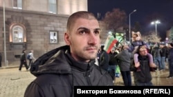 Бранимир на протеста срещу Бюджет 2026 в София, 26 ноември 2025 г.